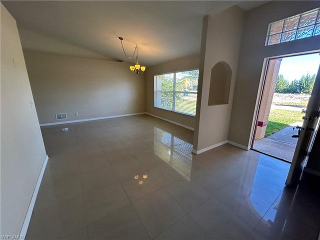 3516 SW 15th PL, Cape Coral, FL 33914