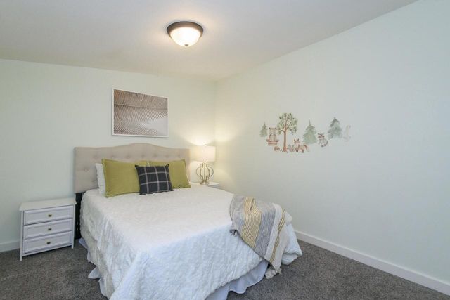 W344S10664 Island View LANE, Mukwonago, WI 53149