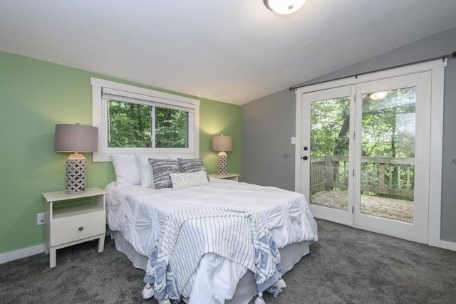 W344S10664 Island View LANE, Mukwonago, WI 53149