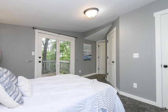 W344S10664 Island View LANE, Mukwonago, WI 53149
