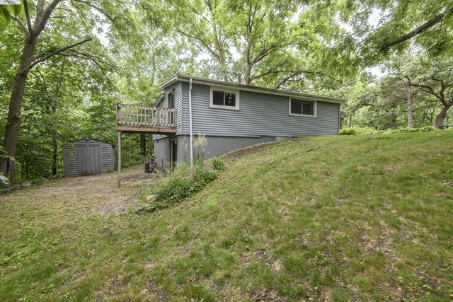 W344S10664 Island View LANE, Mukwonago, WI 53149