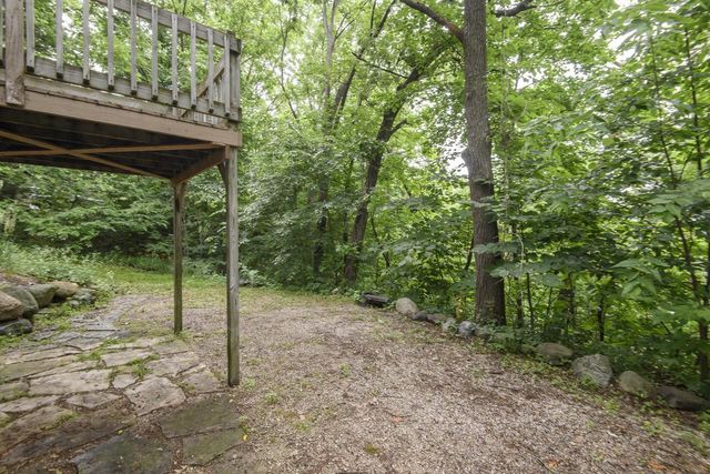 W344S10664 Island View LANE, Mukwonago, WI 53149