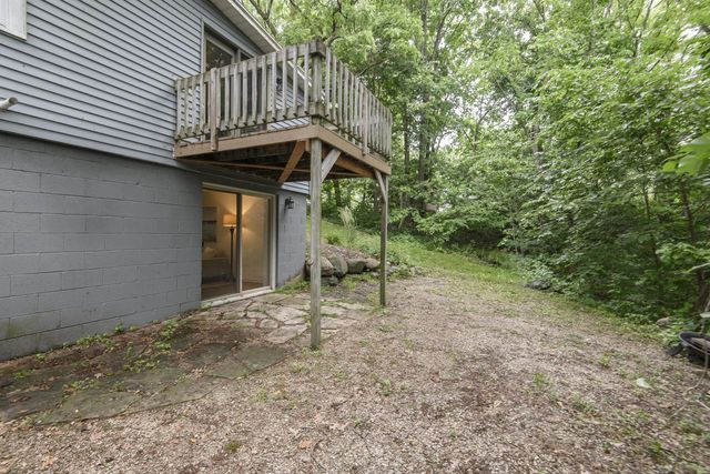 W344S10664 Island View LANE, Mukwonago, WI 53149