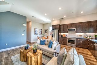 28931 Parkridge Loop 81, Hayward, CA 94544