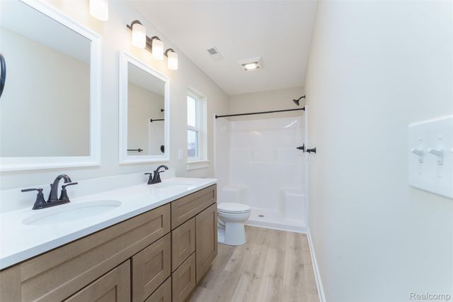 539 Wildwood Drive, Owosso Charter Township, MI 48867