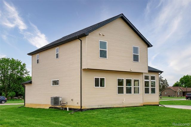 539 Wildwood Drive, Owosso Charter Township, MI 48867