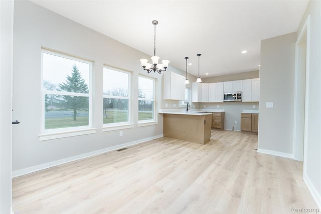 539 Wildwood Drive, Owosso Charter Township, MI 48867