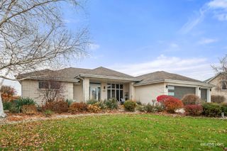 3735 W Nettle Creek Drive, Morris, IL 60450
