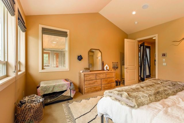 3560 NW Braid Drive, Bend, OR 97703