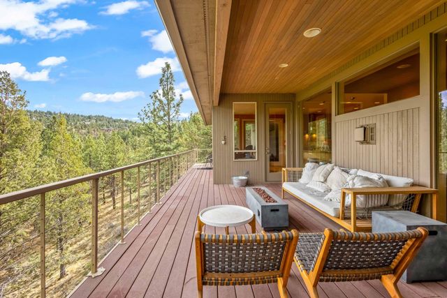 3560 NW Braid Drive, Bend, OR 97703