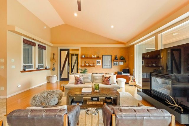 3560 NW Braid Drive, Bend, OR 97703