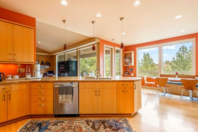 3560 NW Braid Drive, Bend, OR 97703