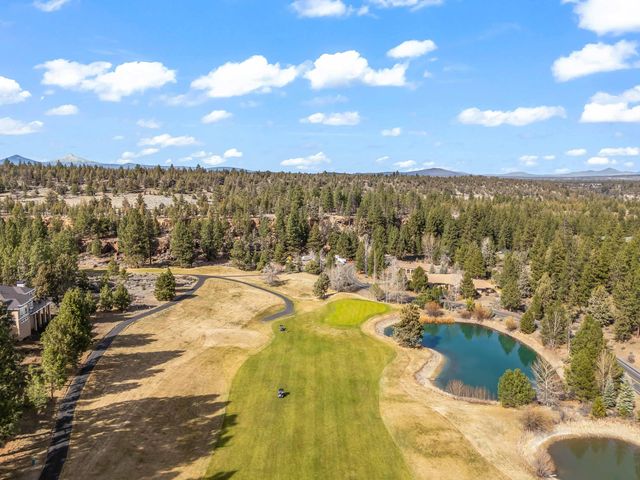 3560 NW Braid Drive, Bend, OR 97703