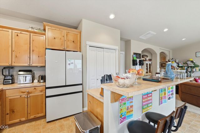 540 NW 28th Street, Redmond, OR 97756