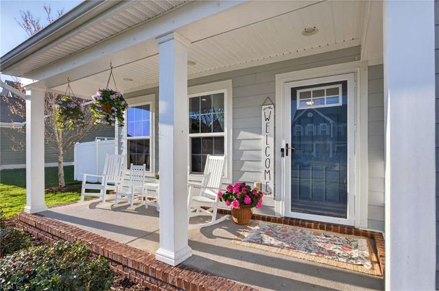 408 Mike TRL, Chesapeake, VA 23322