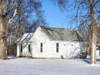 309 Denton Street, Manchester, IA 52057