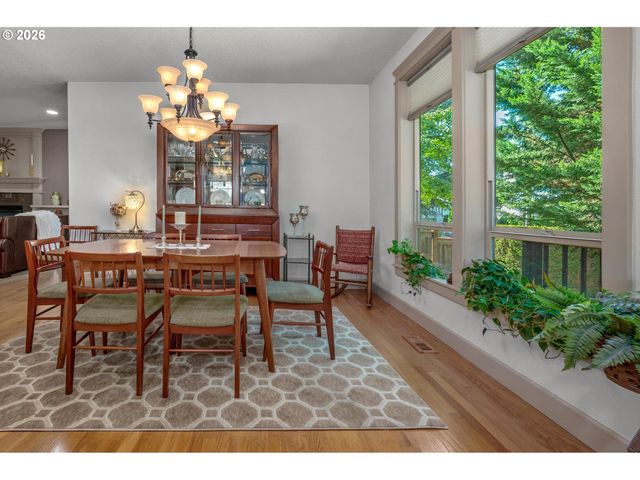 17893 Sw BARCELONA Ln, Beaverton, OR 97007
