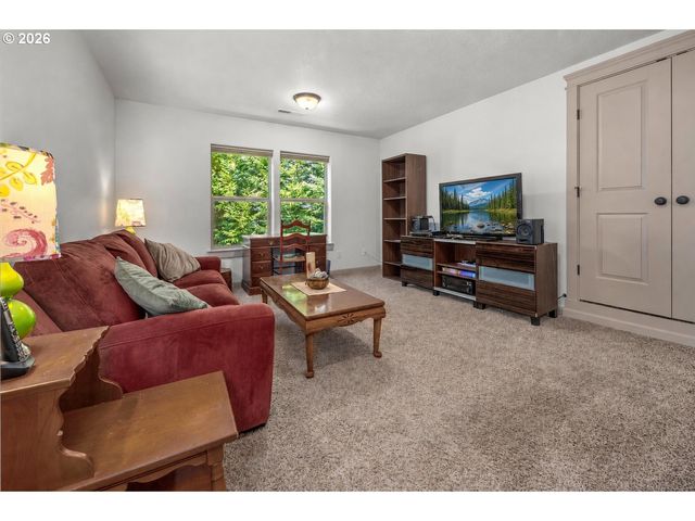 17893 Sw BARCELONA Ln, Beaverton, OR 97007