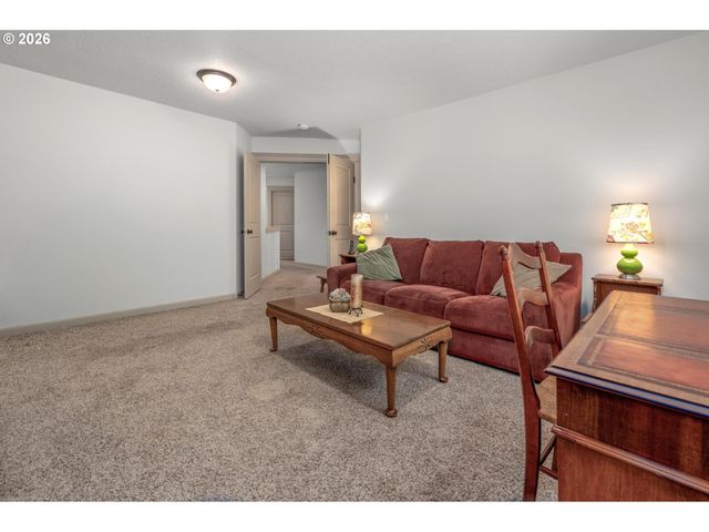 17893 Sw BARCELONA Ln, Beaverton, OR 97007