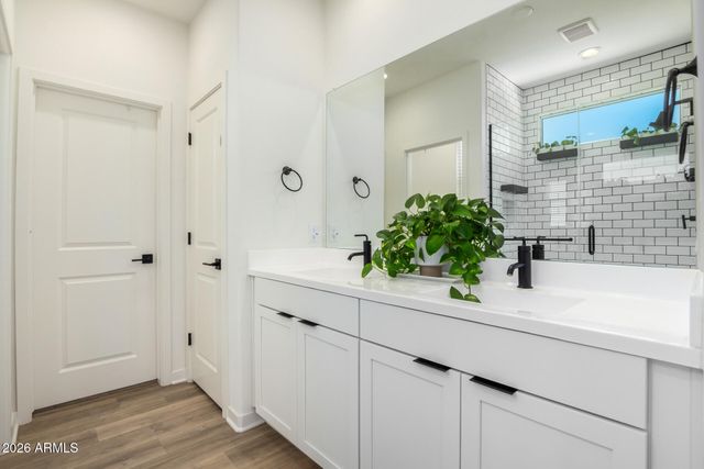 10115 E THUNDERBOLT Avenue, Mesa, AZ 85212