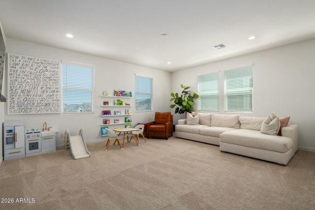 10115 E THUNDERBOLT Avenue, Mesa, AZ 85212