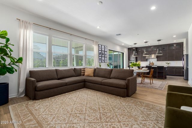 10115 E THUNDERBOLT Avenue, Mesa, AZ 85212
