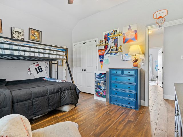 101 Eagles Crest Lane, Weatherford, TX 76087