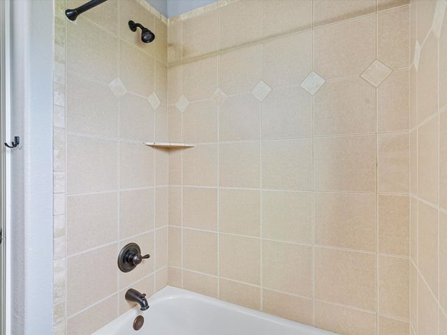 101 Eagles Crest Lane, Weatherford, TX 76087