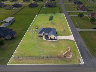 101 Eagles Crest Lane, Weatherford, TX 76087