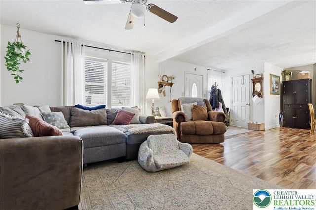 542 Highland Drive, Price Twp, PA 18302