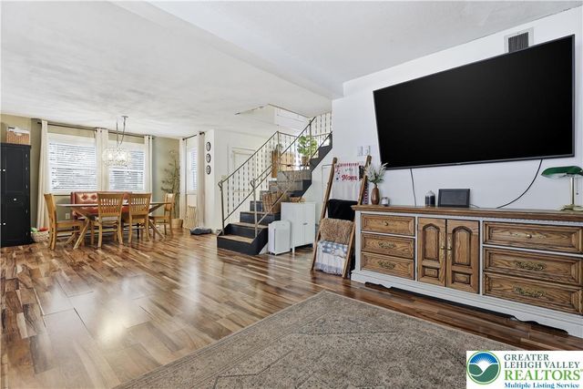 542 Highland Drive, Price Twp, PA 18302