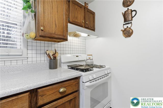 542 Highland Drive, Price Twp, PA 18302