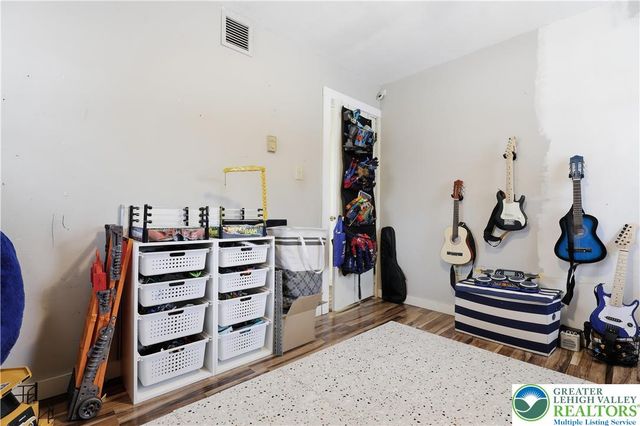 542 Highland Drive, Price Twp, PA 18302