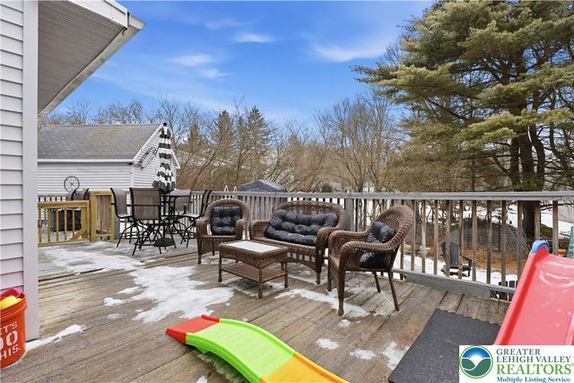 542 Highland Drive, Price Twp, PA 18302