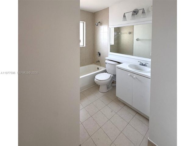 11276 SW 245th St, Homestead, FL 33032