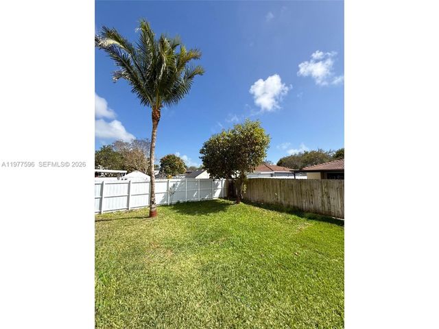 11276 SW 245th St, Homestead, FL 33032