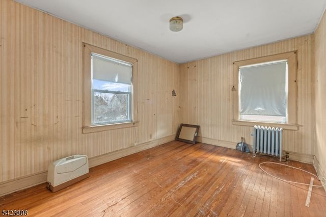101 Reid Ave, Passaic City, NJ 07055