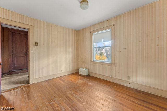 101 Reid Ave, Passaic City, NJ 07055