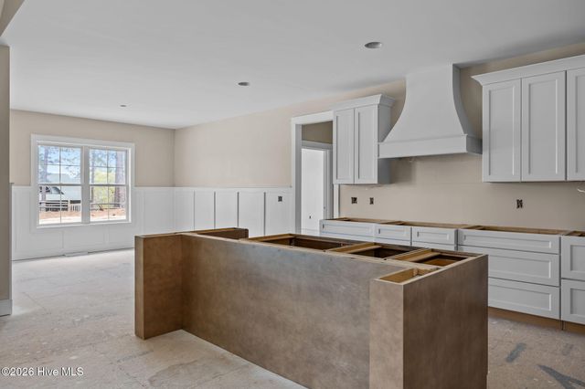 125 Smathers Drive, West End, NC 27376