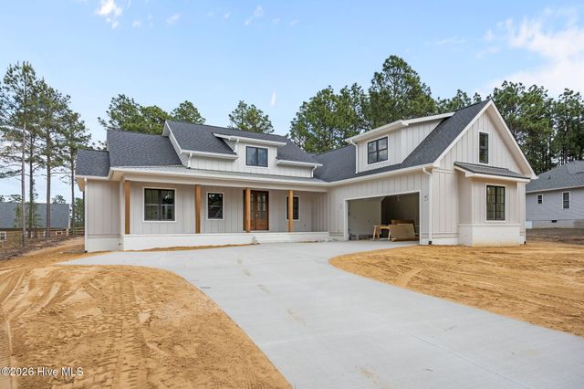 125 Smathers Drive, West End, NC 27376