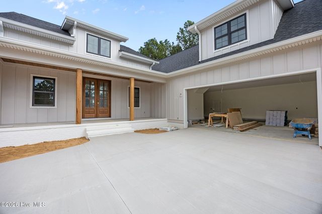 125 Smathers Drive, West End, NC 27376