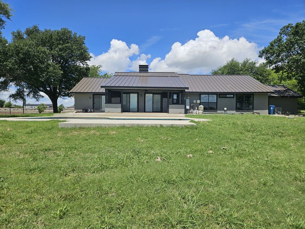 1702 Parker Road, St Paul, TX 75098