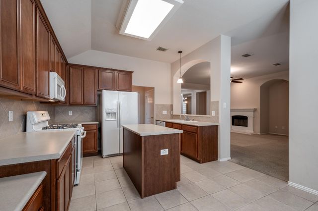 5914 Birdie Way, Pasadena, TX 77505