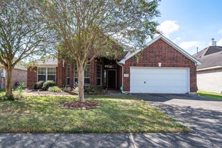 5914 Birdie Way, Pasadena, TX 77505