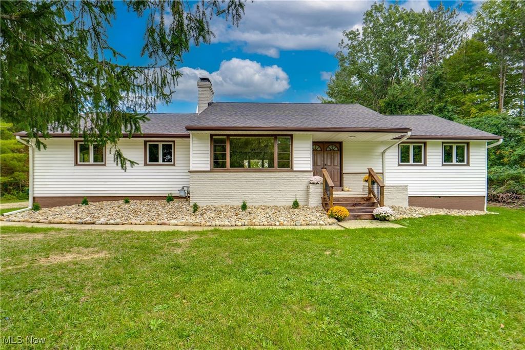 2483 Substation Road, Medina, OH 44256