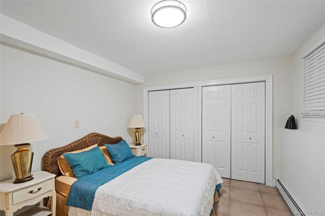 6 Beaumont Drive, Melville, NY 11747