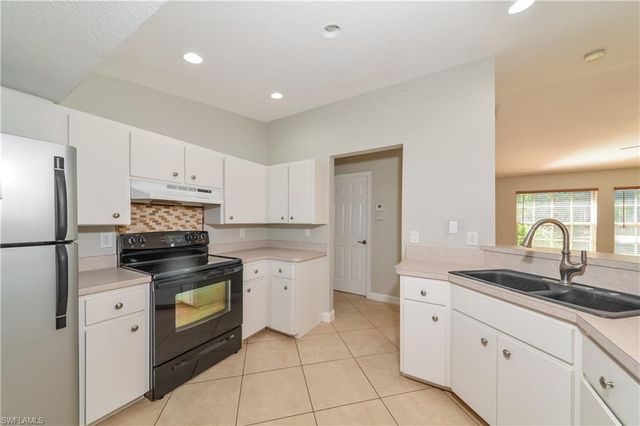 2750 Trilby AVE, North Port, FL 34286