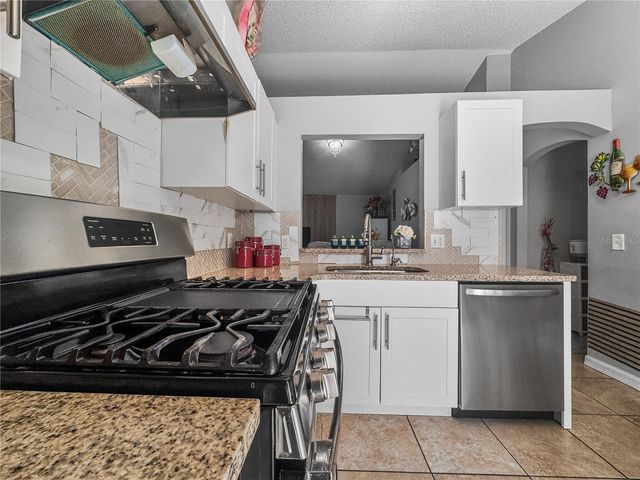 5003 AVENTURA BOULEVARD, Orlando, FL 32839