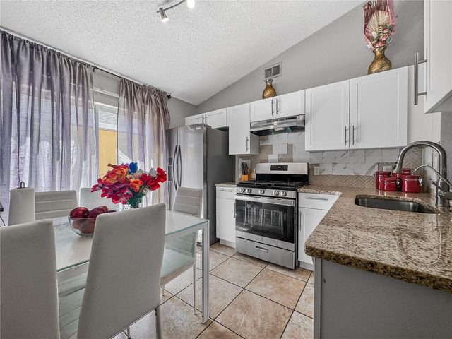 5003 AVENTURA BOULEVARD, Orlando, FL 32839