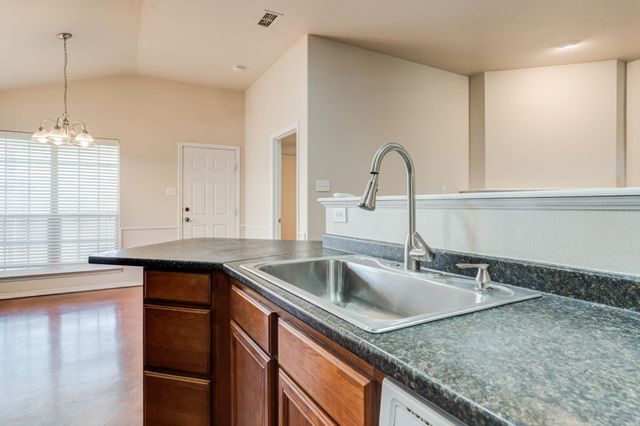 6555 92nd Street, Lubbock, TX 79424